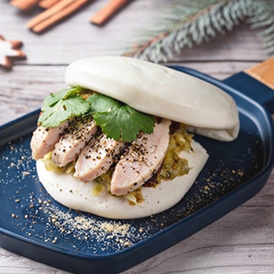 嫩雞胸刈包 Chicken breast
